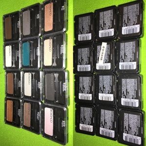 12 covergirl eyeshadow singles